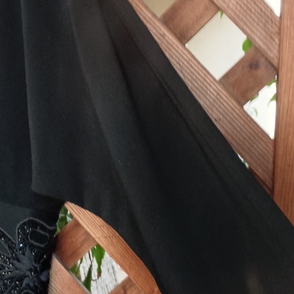 Daymor Petite Dolman Long Sleeve Beaded Embroidered Black Evening Dress Size 10P - Picture 8 of 11